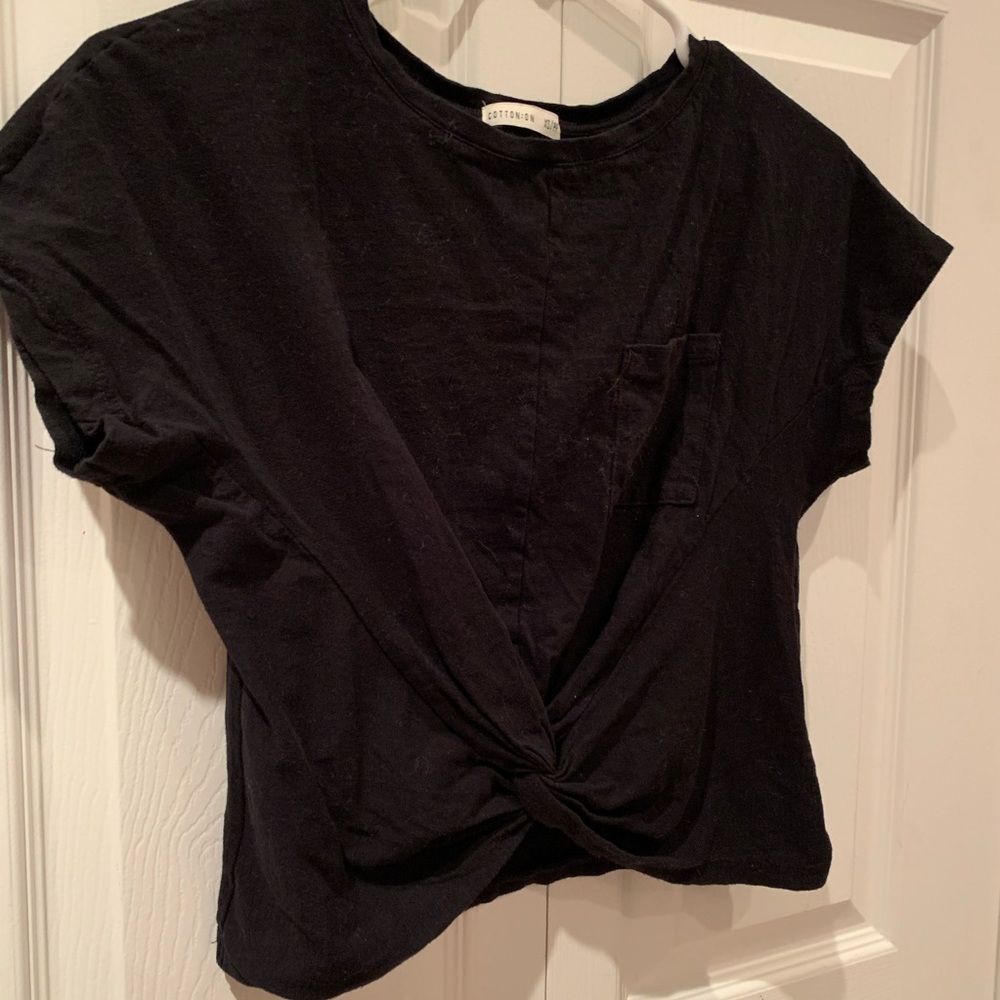 Black twist front crop top